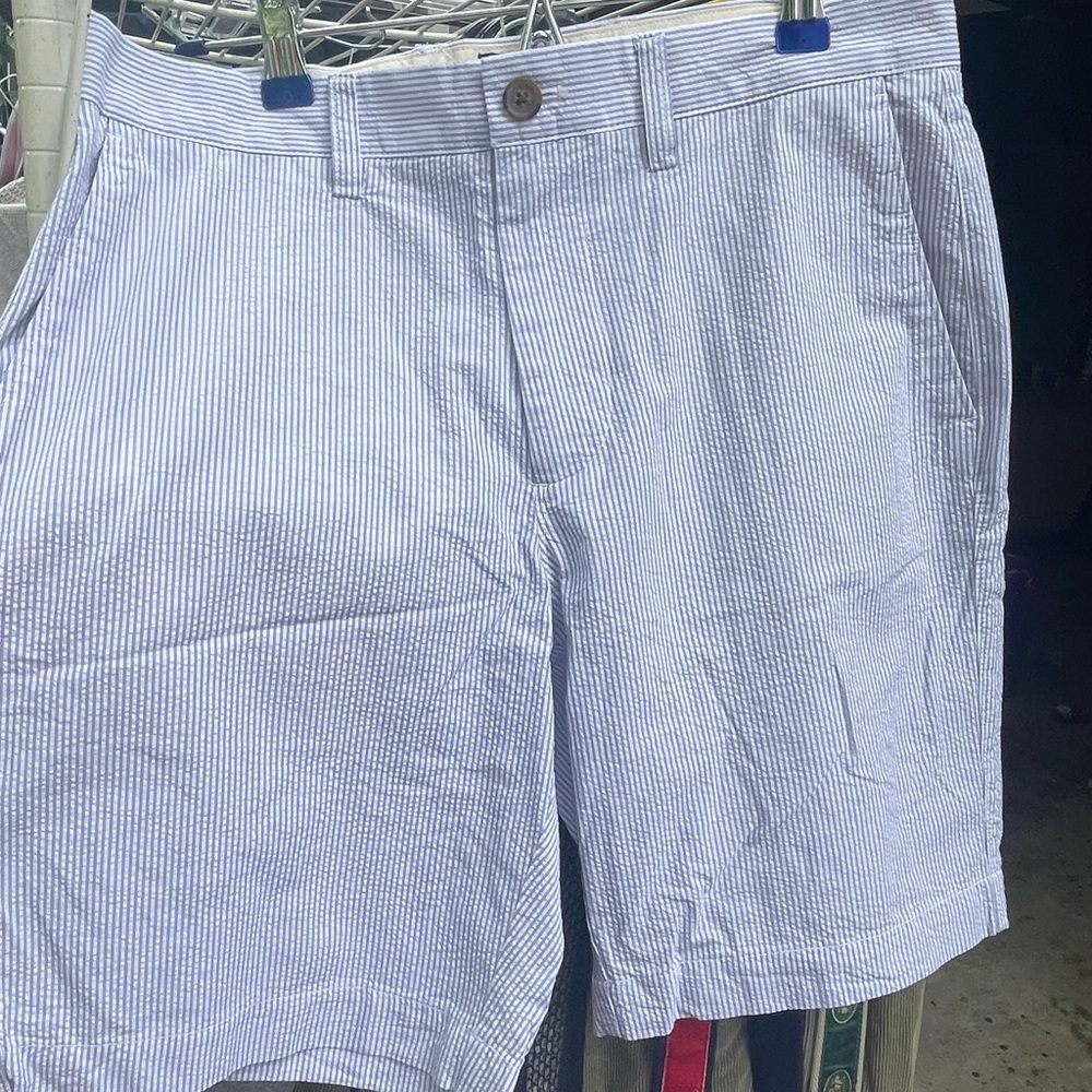 Vineyard Vines seersucker shorts